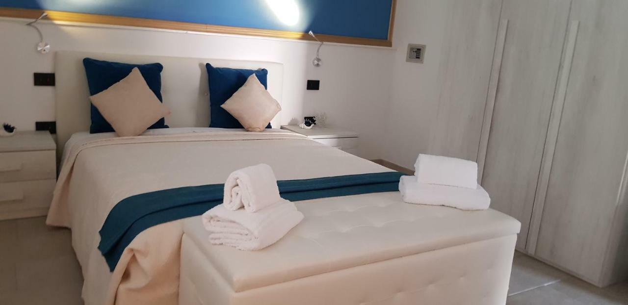 Albeldi' Hotel Домус де Мария Екстериор снимка